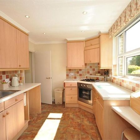 Thames View Apartments Staines-upon-Thames Esterno foto